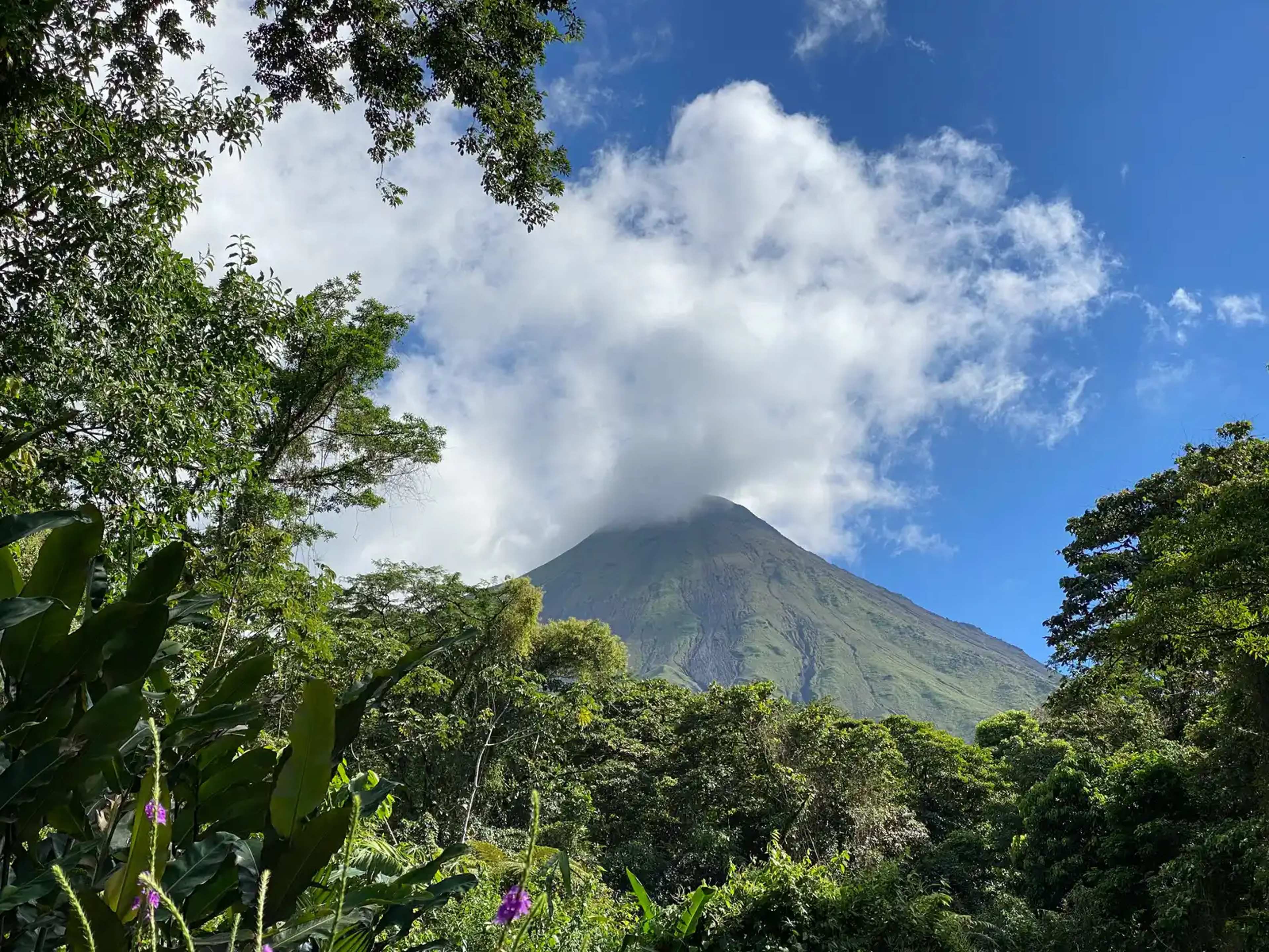 La Fortuna: Arenal Volcano Warms Its Rainforest Springs