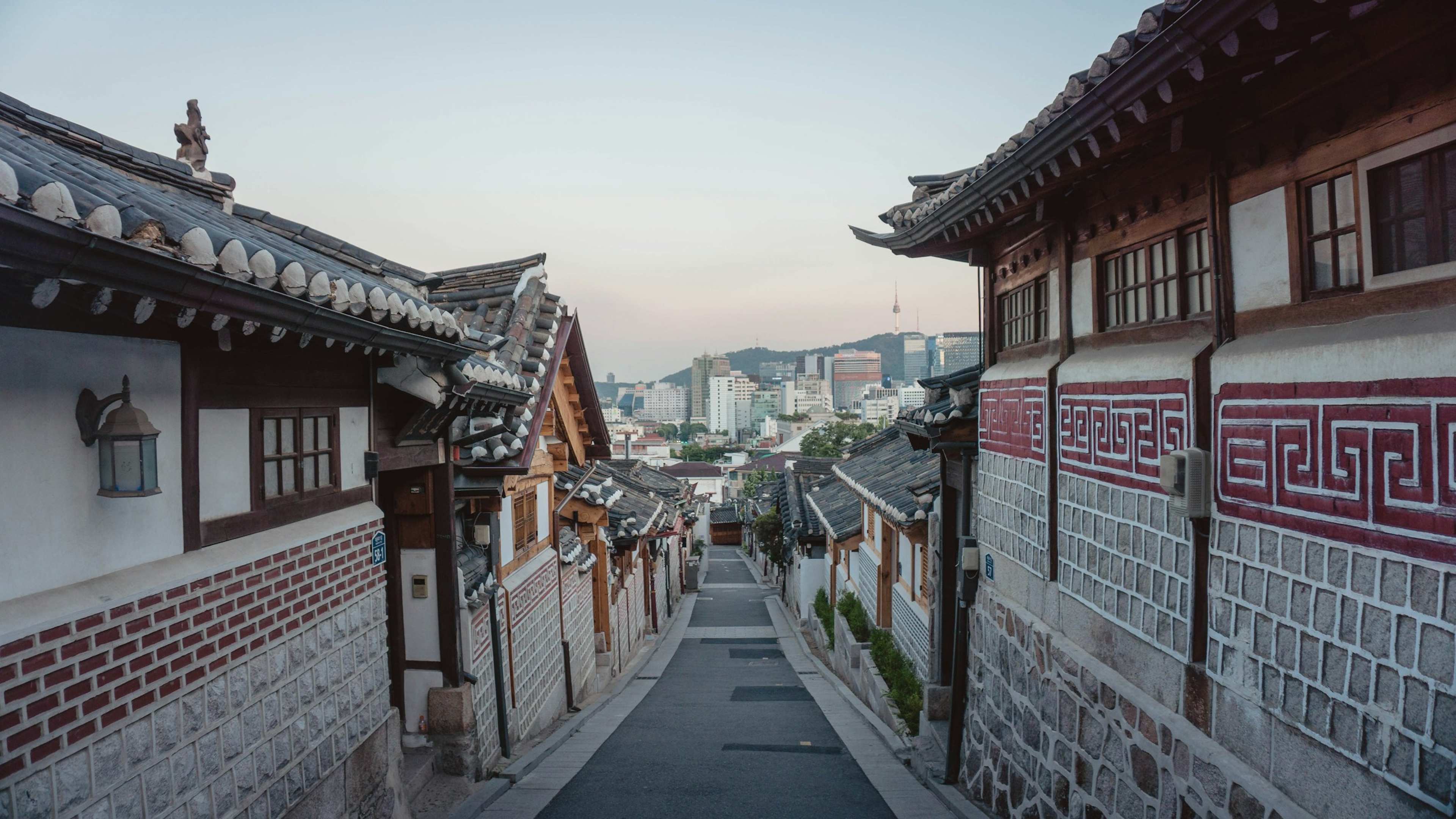 4 Countries Tightening Visa Rules for Short-Term Visitors