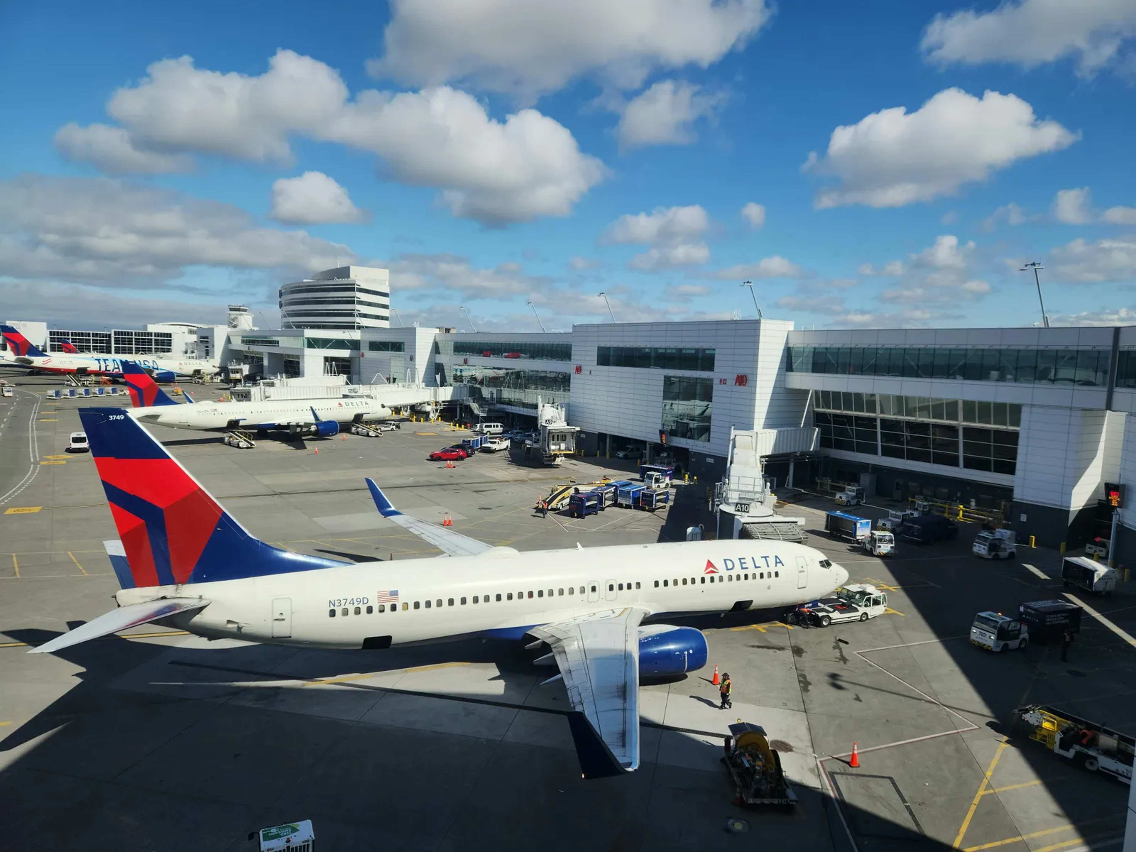 Delta Cancels Its Brand-New Seattle-Philadelphia Route