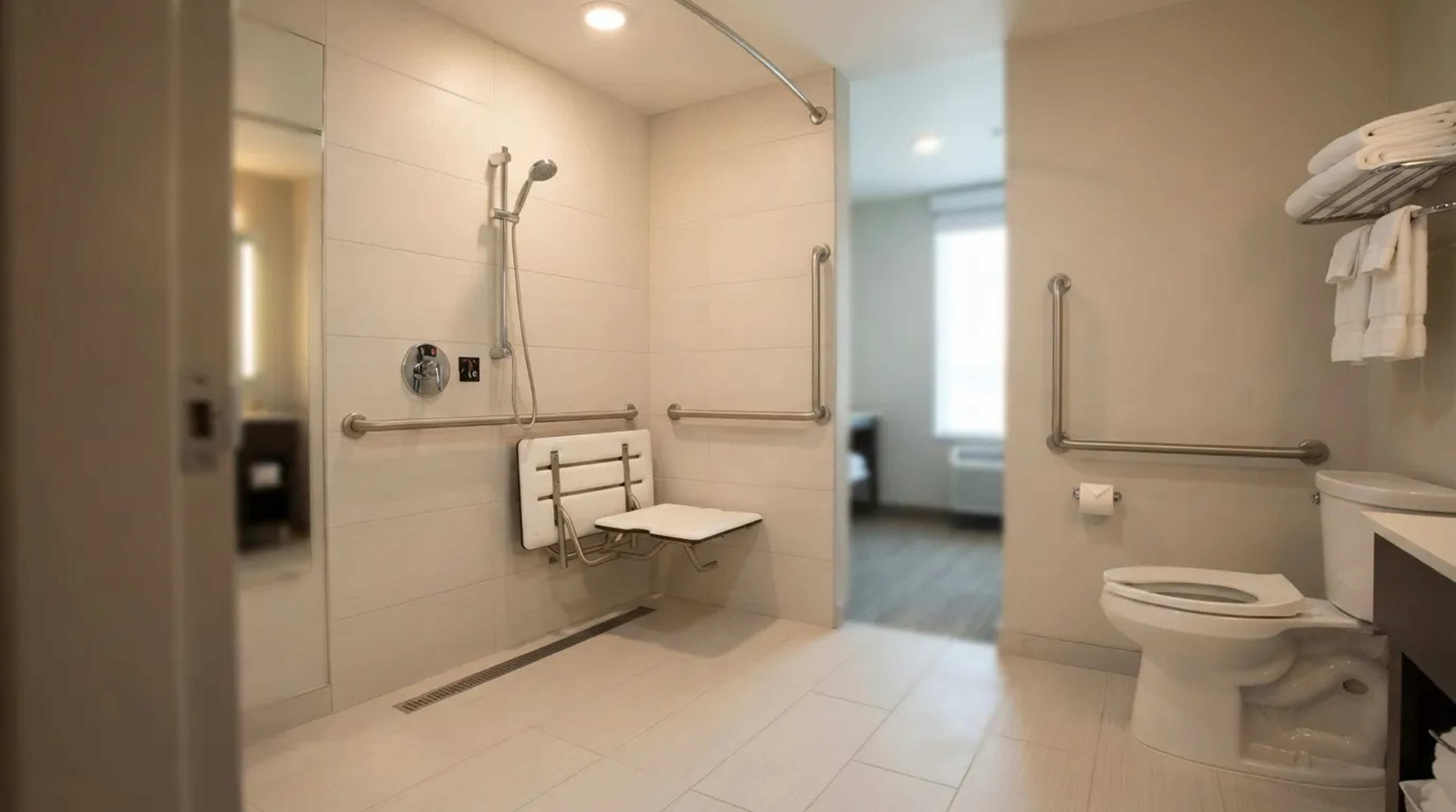 15 Hotel Benefits Guests Over 65 Qualify For and Almost Never Request