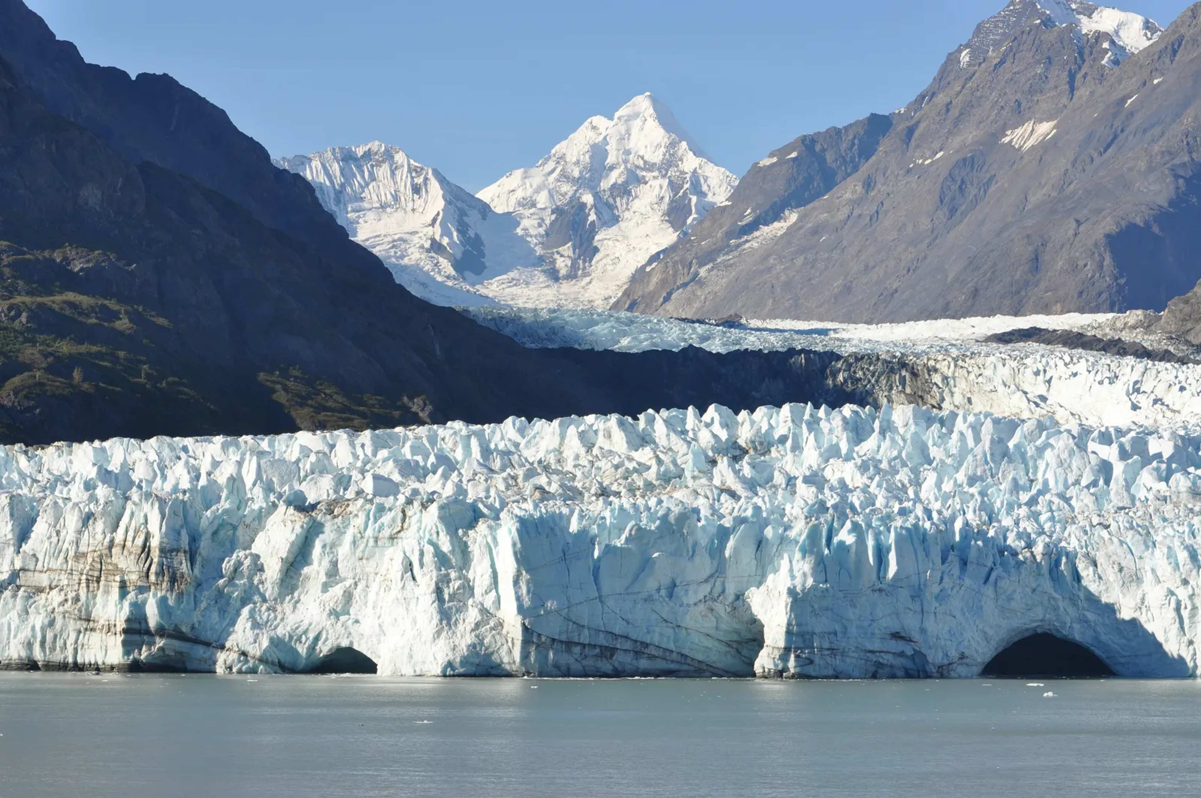 Glacier Bay National Park: Alaska's Roadless Glacier Realm