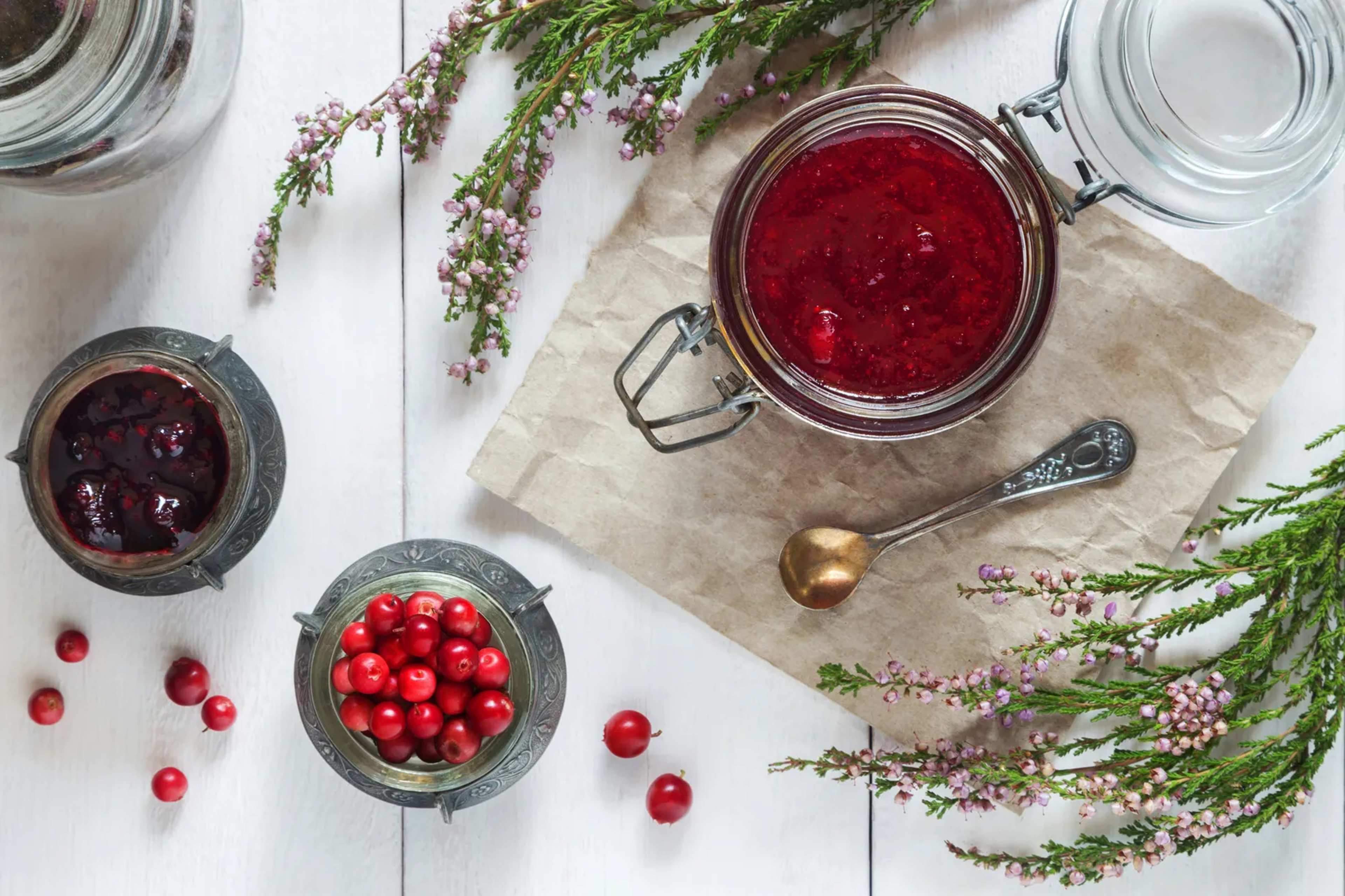 Thanksgiving Leftovers: Ocean Spray Allows Two Weeks for Opened Cranberry Sauce, but USDA Guidelines Point to 5 to 7 Days