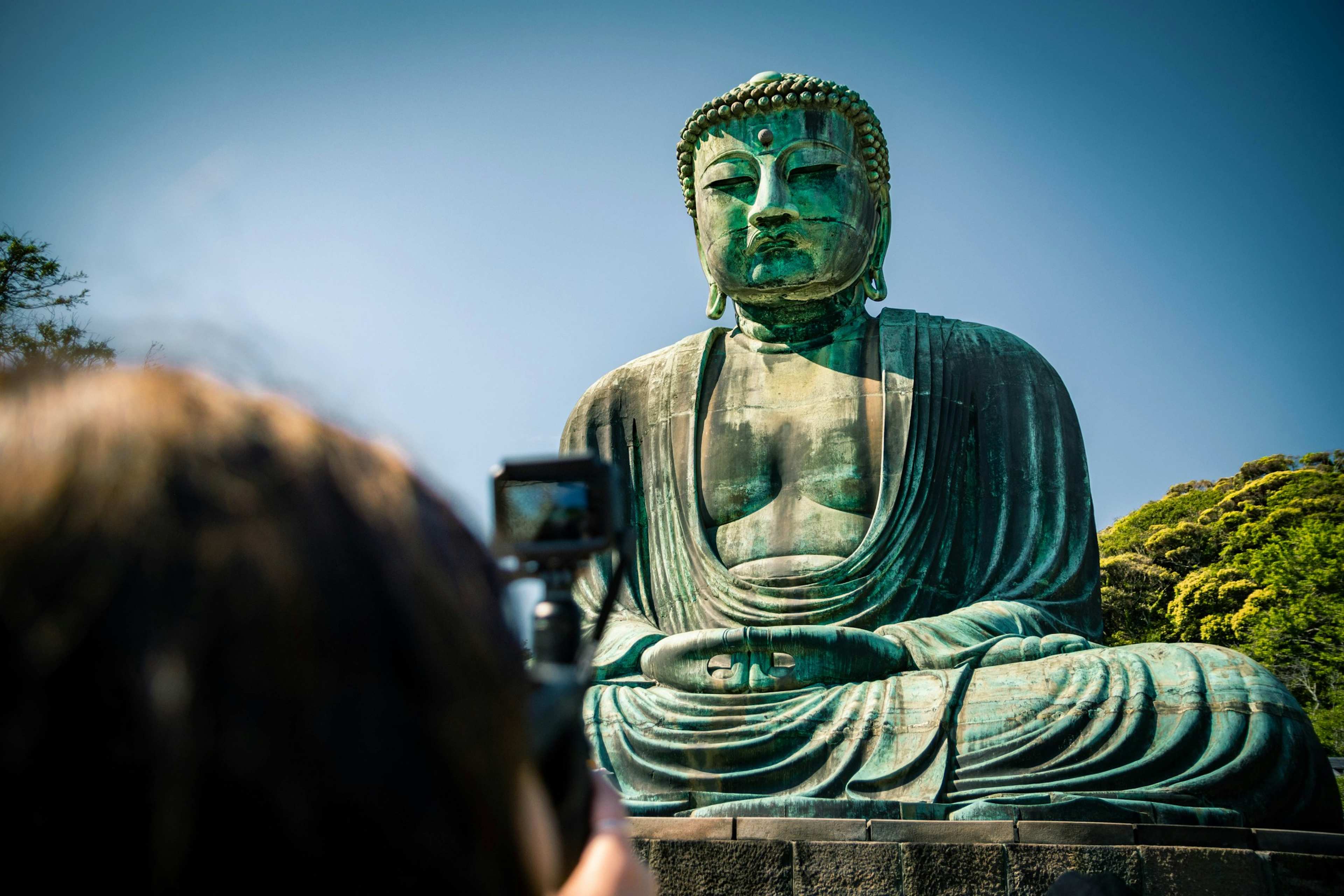 6 Things Visitors Often Get Wrong at Thai Temples