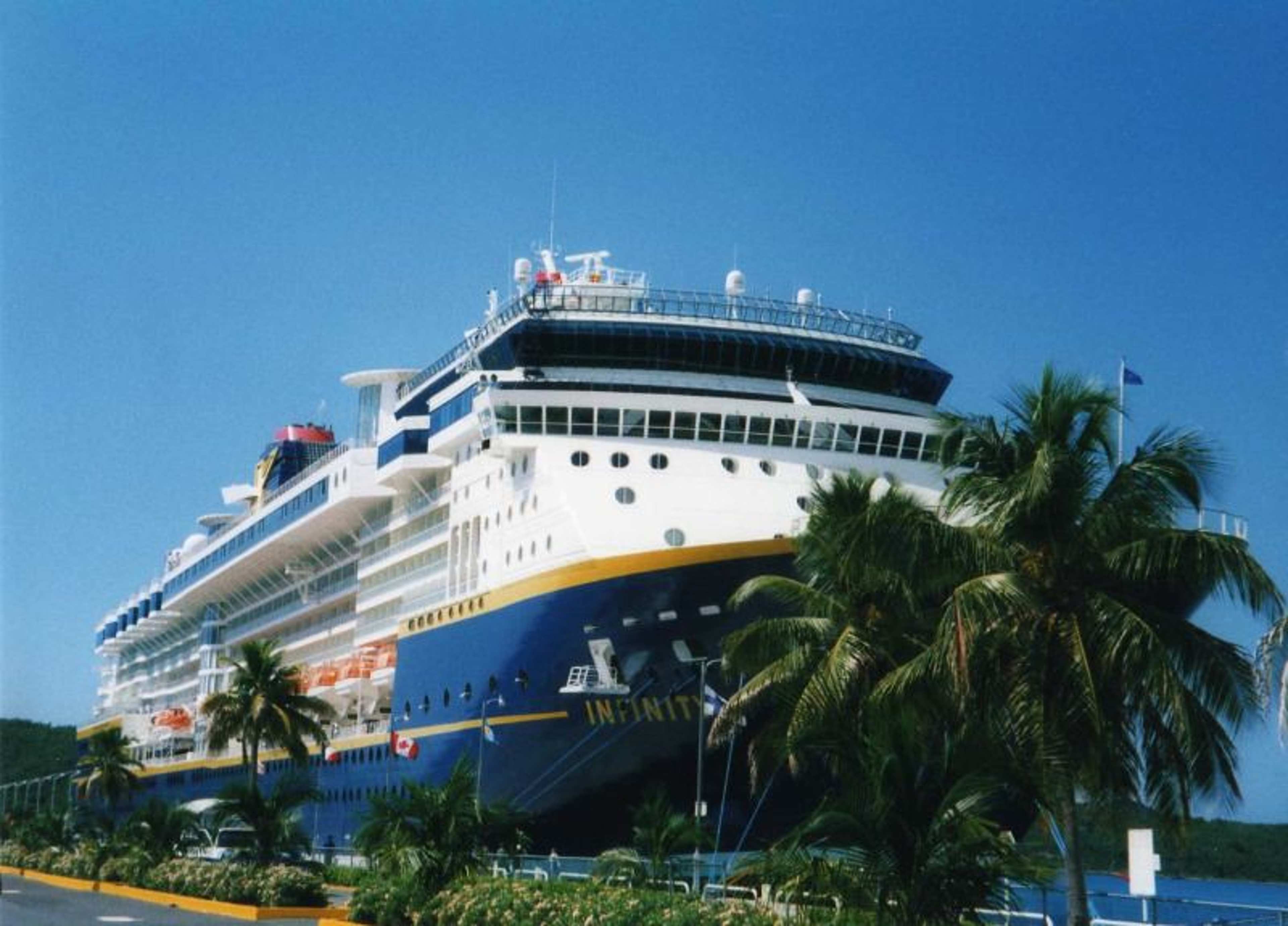 Cruise line shifts to dynamic pricing for drink packages and Wi-Fi