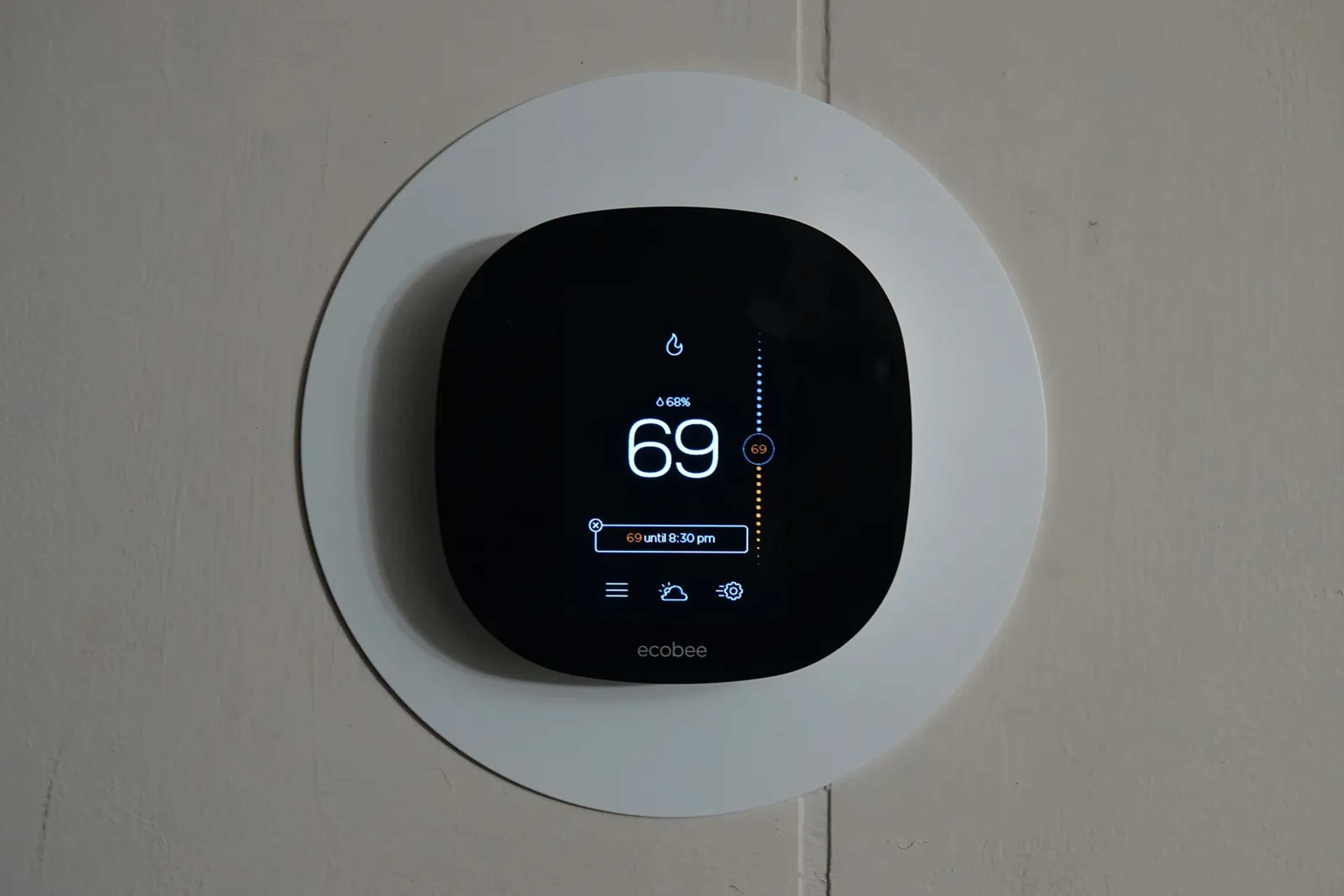 Why Your House Feels Freezing at 70°F (and the Simple Fixes to Try Before You Touch the Thermostat)
