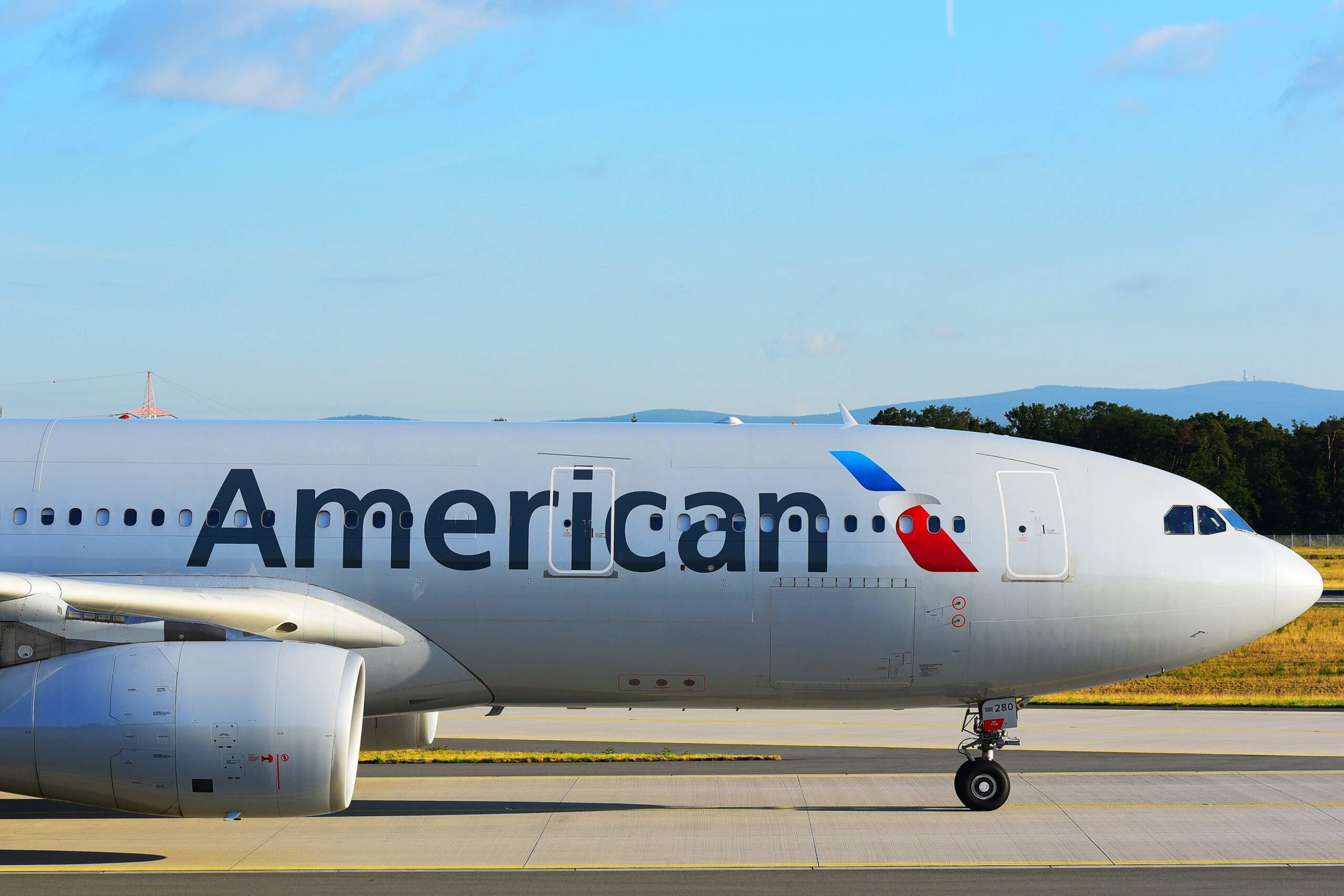 American Airlines Flight Attendant Hangs Up Her Wings at 83 After Over 63 Years of Flying