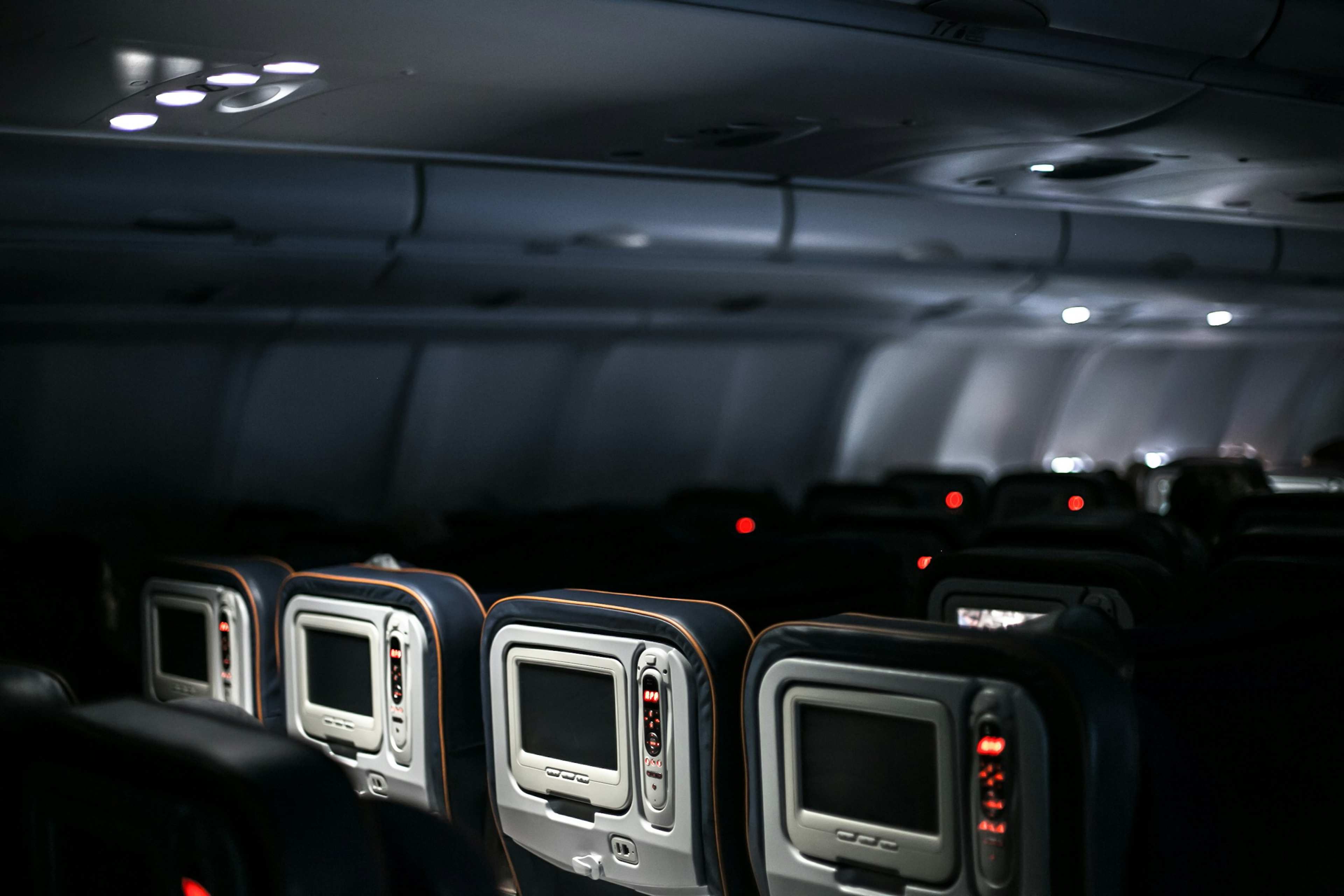Flight Attendants Explain the Best Seat Choices for Sleeping on Long-Haul Flights