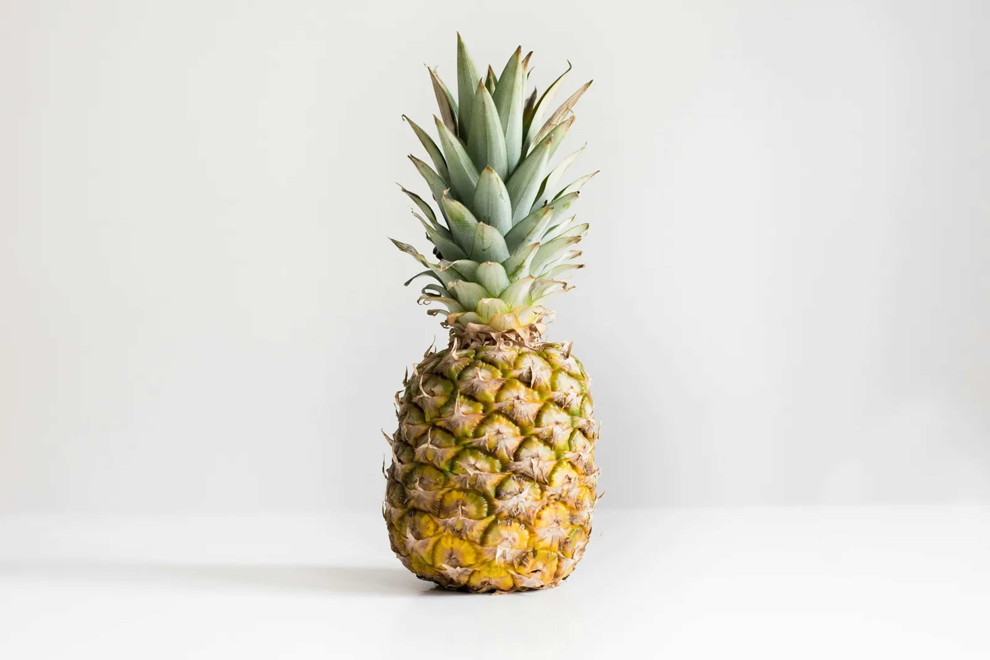 The Pineapple Ripeness Test Shoppers Often Miss