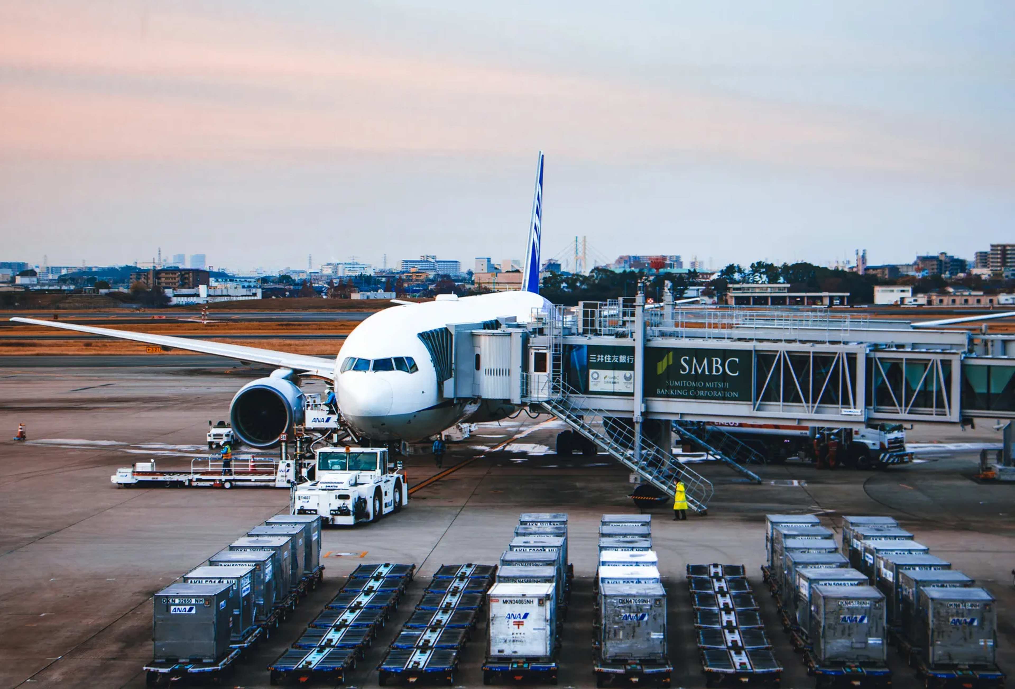 Alaska Airlines and Hawaiian Airlines to Offer Nonstop Service from Seattle to Osaka and Tahiti in 2027