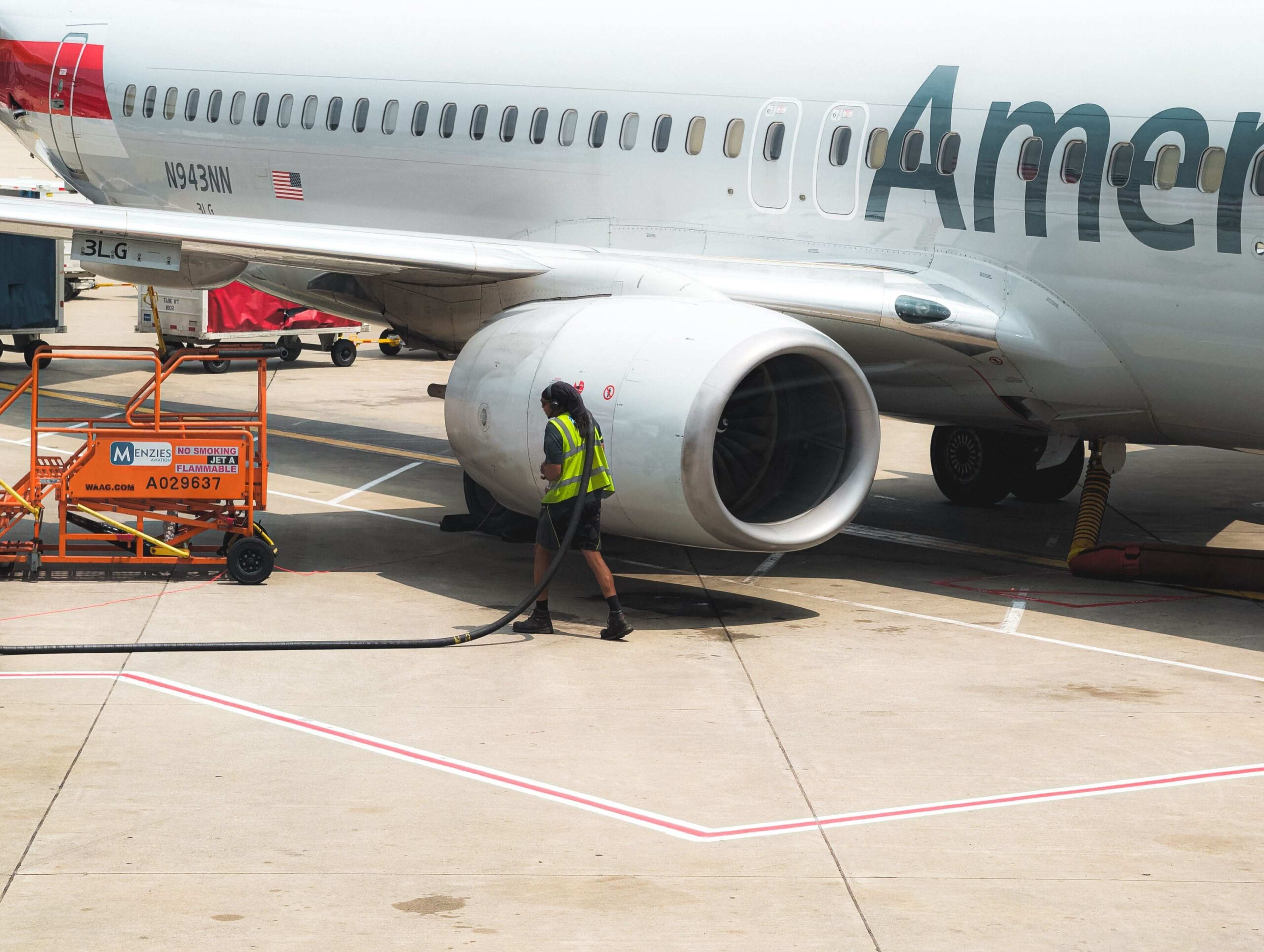 Squeezed by fuel costs, US airlines prioritize higher fares over fuller flights