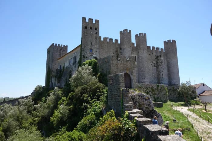 Pousada Castelo de Óbidos, Portugal – Inside Medieval Town Walls (Image Credits: Wikimedia)