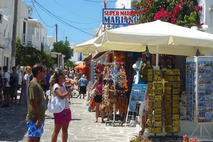 Greece: Islands Overwhelmed (Image Credits: Wikimedia)