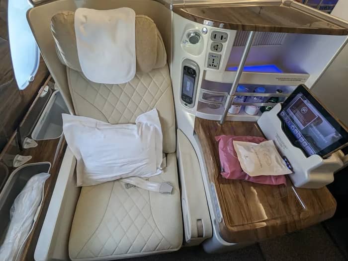 The Two Americas of Travel: Luxury Booms While Middle Class Struggles (Image Credits: Unsplash)