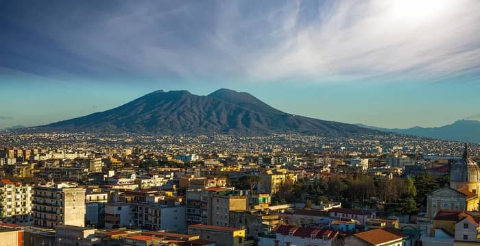 Naples, Italy: Southern Italy's Safety Challenge (Image Credits: Pixabay)