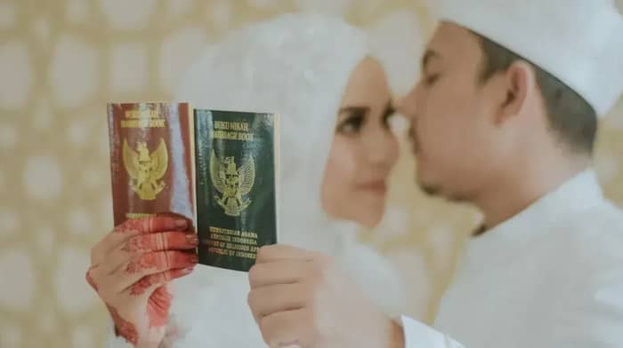 Iran's Legal Stranglehold on Married Women (Image Credits: Unsplash)