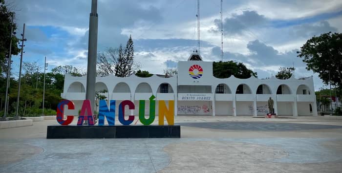 Cancun and the Riviera Maya: Paradise With Risks (Image Credits: Wikimedia)