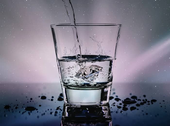 Long-Haul Flights Face Bigger Contamination Risks (Image Credits: Pixabay)