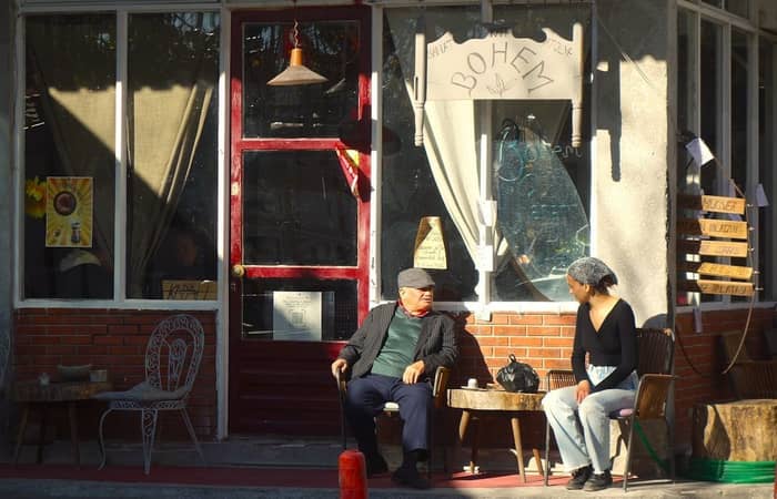 Where Locals Actually Want to Talk to You (Image Credits: Unsplash)