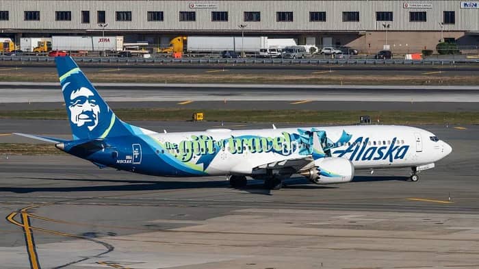Holiday Travel Demands Early Planning (Image Credits: Flickr)