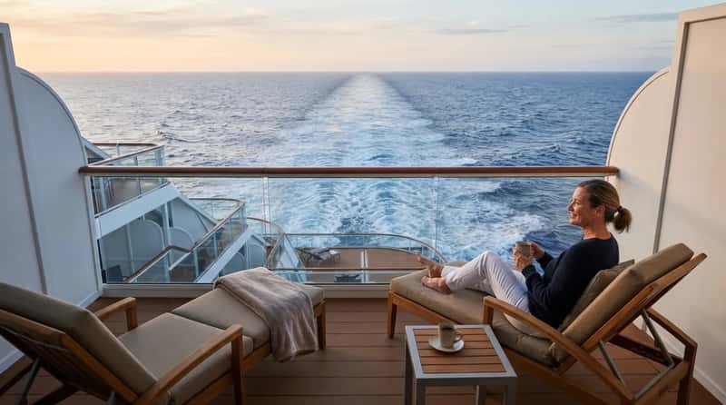 The Aft Cabin: The One Location Repeat Cruisers Actually Fight Over (Image Credits: Gemini)