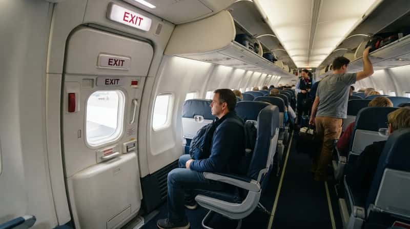 Bonus: The Seat-Picking Trick Frequent Flyers Use (Image Credits: Gemini)