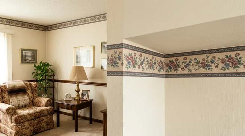 #19 - Wallpaper Borders That Gave Rooms a Finished Frame (Image Credits: Gemini)