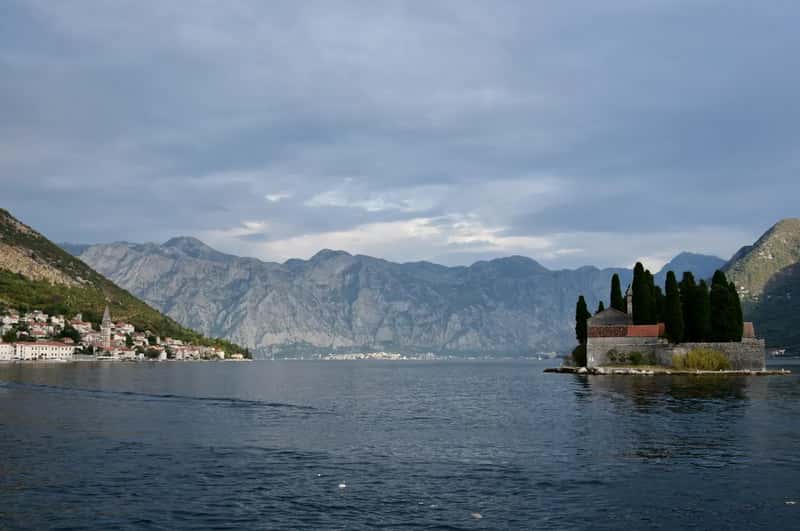 Islands That Legends Built (Image Credits: Wikimedia)