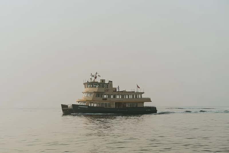 6. Turbulent water on a ferry or small boat (Image Credits: Unsplash)