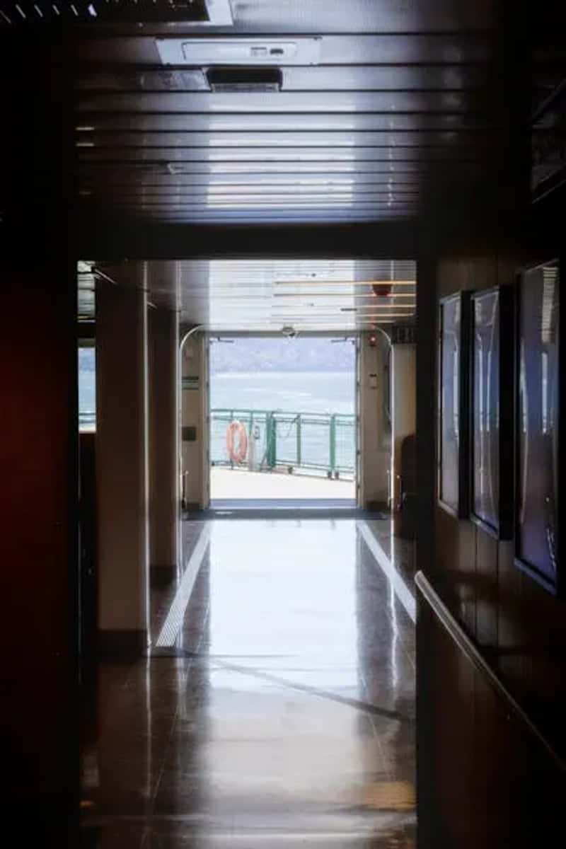 #3 – Trying to Check Into Your Cabin the Moment You Board (Image Credits: Pexels)