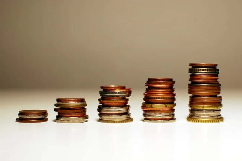 United States: A federal minimum wage stuck since 2009 (Image Credits: Unsplash)