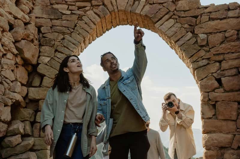 1. The Pre-Trip Dossier (Image Credits: Pexels)