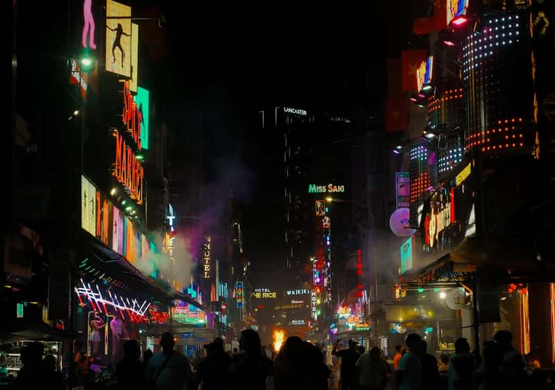 The Losers: Traditional Hotspots Feel the Pressure (Image Credits: Unsplash)