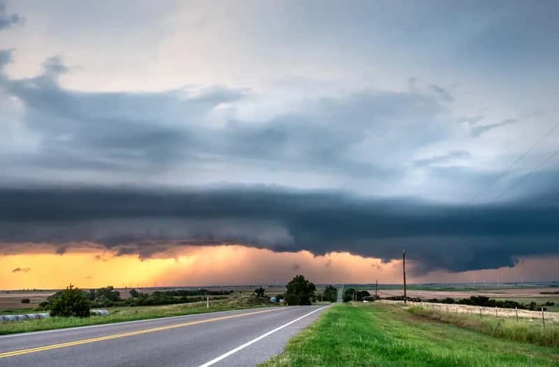 The Financial Cost of Storm Risk That Retirees Often Overlook (Image Credits: Unsplash)