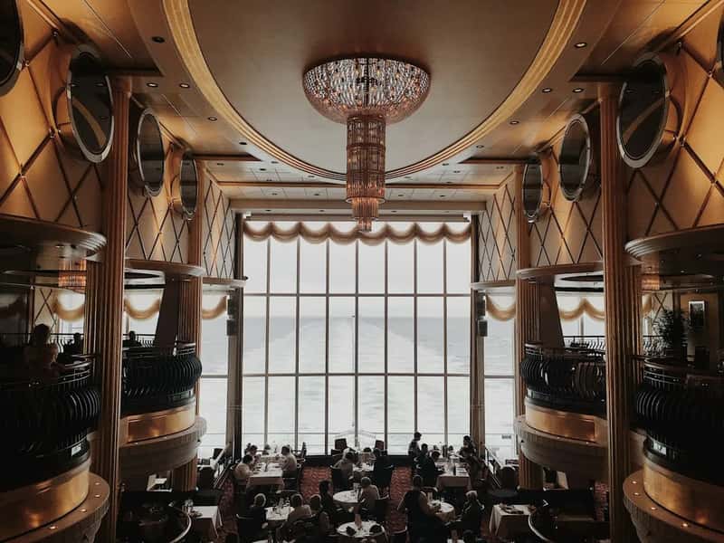 Dining, Lounges and Shows (Image Credits: Unsplash)