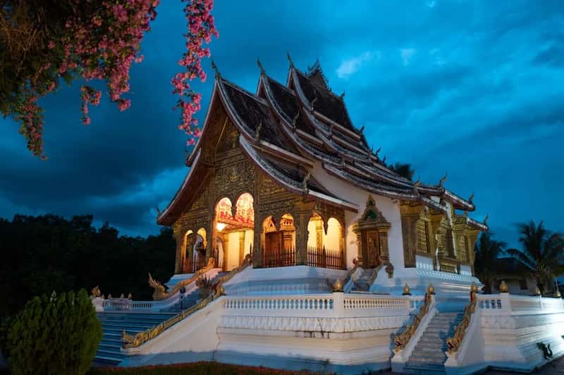 Laos: the same flat rate, the same low drama (Image Credits: Unsplash)