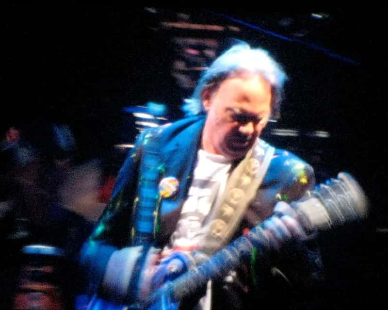 4. Neil Young - Born in Toronto, Canada (Bradley Fortner, Flickr, CC BY-SA 2.0)