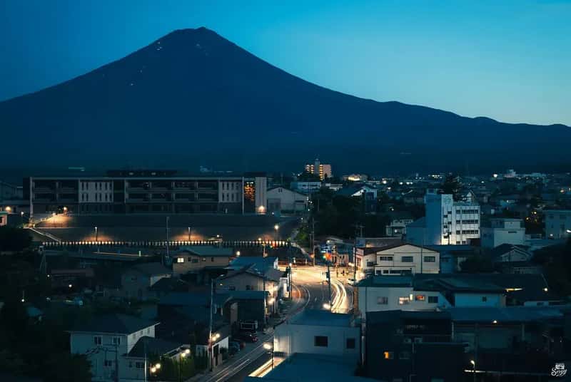 10. Japan: Record Visitors, Record Friction (Sergiy Galyonkin, Flickr, CC BY-SA 2.0)