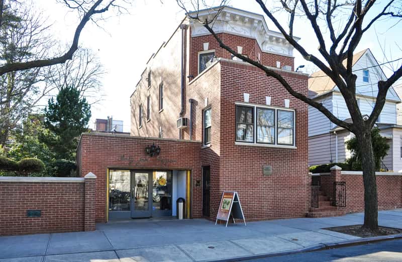 4. Louis Armstrong House Museum, Corona, Queens (Photo by Joe Mabel, CC BY-SA 3.0)