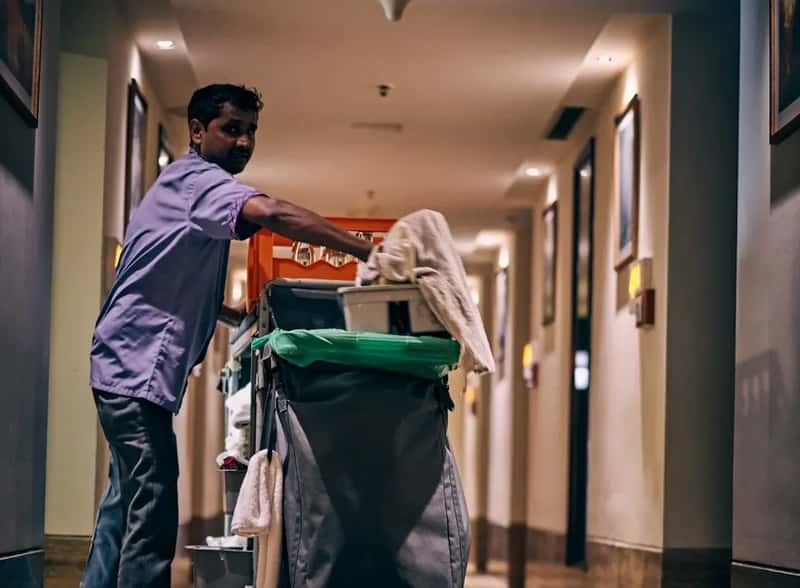 6. Trashing the Room and Skipping the Tip for Housekeeping (Image Credits: Unsplash)