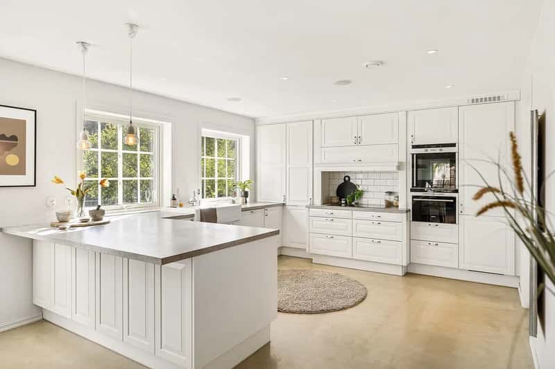 #9 - The Kitchen Counters and Sink (Image Credits: Pixabay)