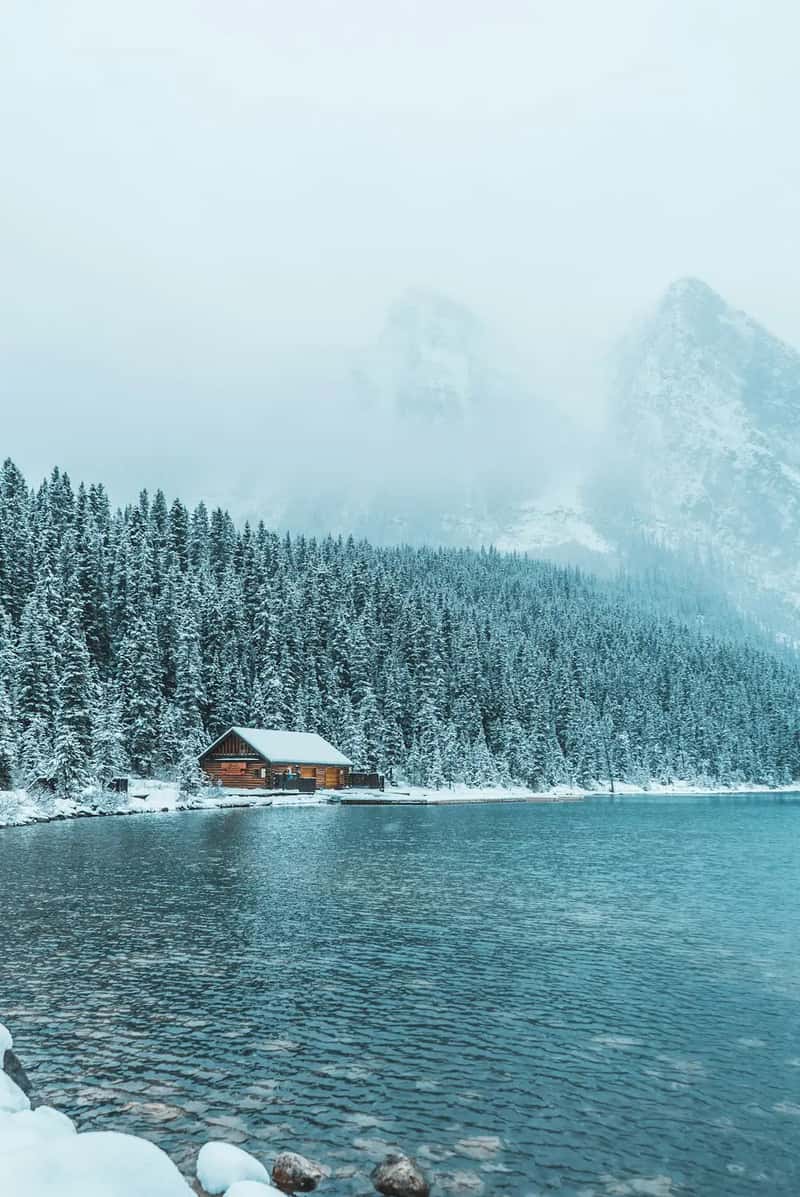 Canada: a winter that spans provinces and territories (Image Credits: Unsplash)