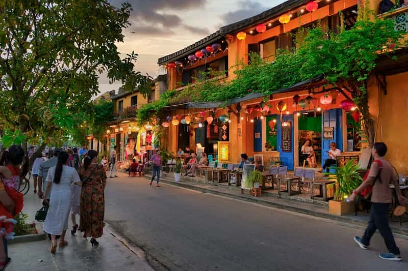 Hoi An, Vietnam (Image Credits: Unsplash)