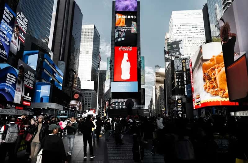 3. Times Square, New York City, NY (Image Credits: Unsplash)