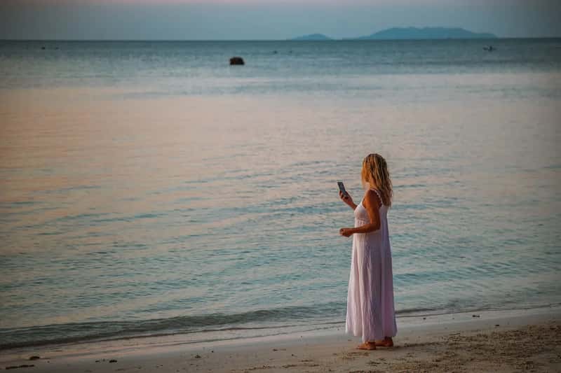 7. Traveling with almost no communication plan (Image Credits: Pixabay)