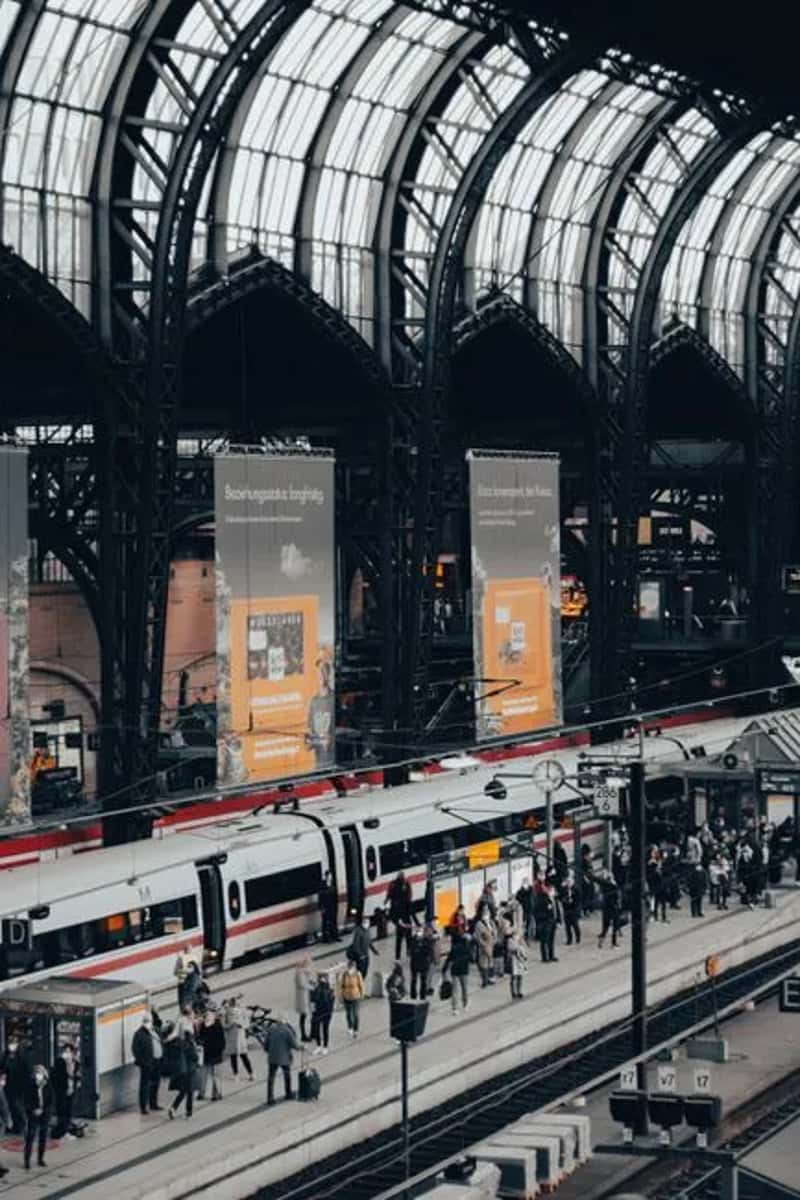 Speaking at Full Volume in Public (Image Credits: Pexels)