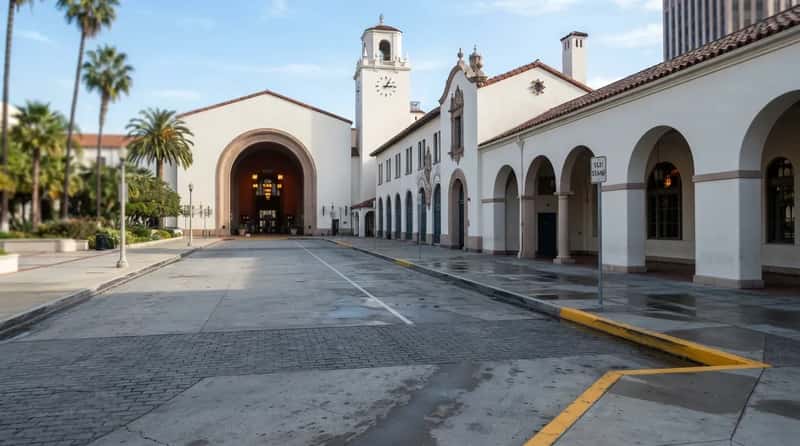 #2 - Los Angeles Union Station: No Taxis Waiting and a Tunnel Under the Tracks (Image Credits: Gemini)