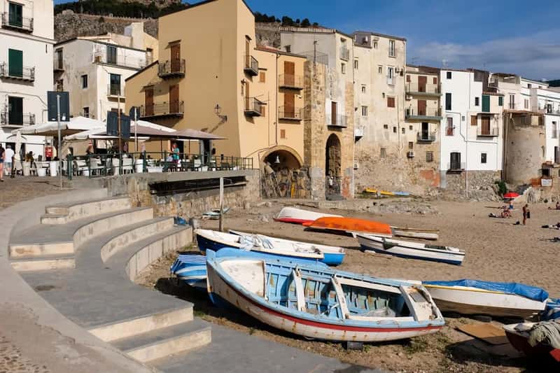 Sicily, Italy (Image Credits: Unsplash)