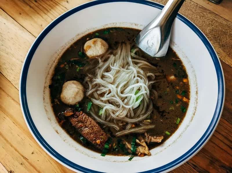 Boat Noodles in Tiny Bowls (Image Credits: Pexels)