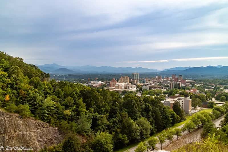 2. Asheville, North Carolina - Blue Ridge Beauty at Mountain-Town Prices (BillMcMannis, Flickr, CC BY 2.0)