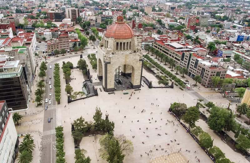 A City Visibly Running Dry (Image Credits: Unsplash)